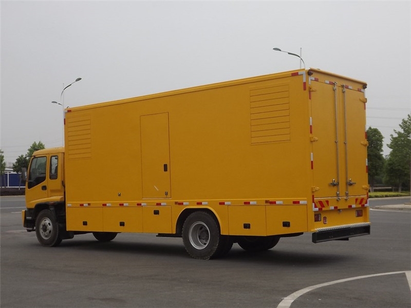 龙江发电车出租- 柴油发电机油箱怎么清洗