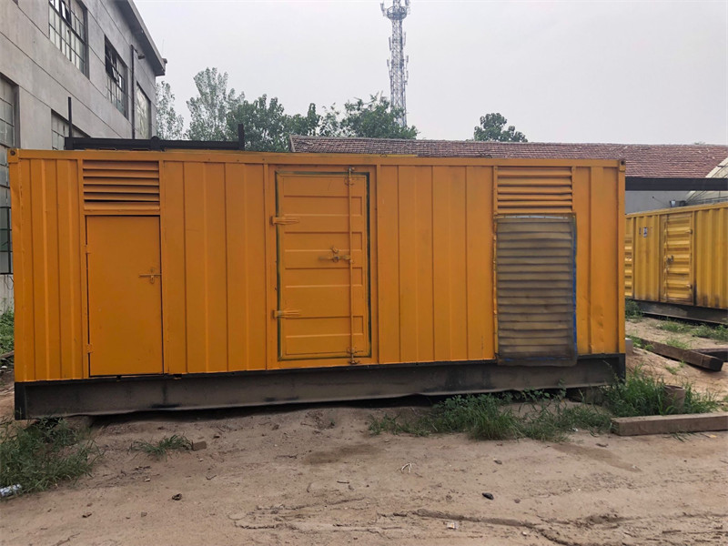 龙江柴油发电机如何判断新机油是否已经完全充满机油滤清器？