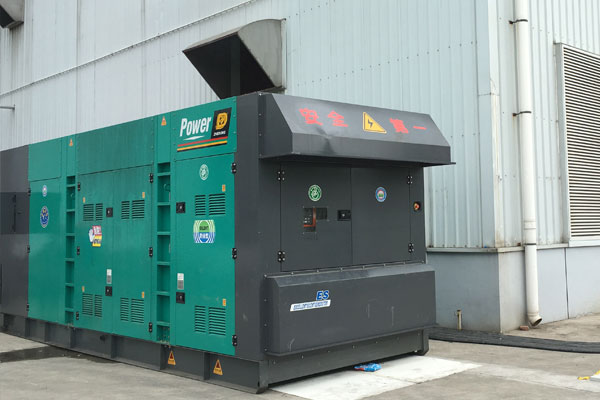 龙江燃油滤清器的更换流程是怎样的？