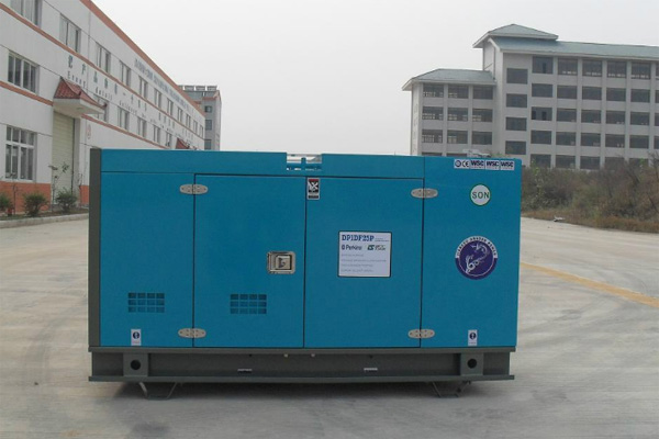 龙江发电机租赁发电机组的换季保养注意事项