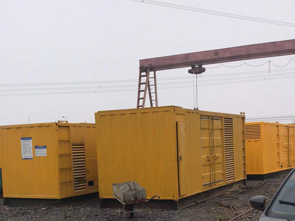 龙江100kw柴油发电机组每小时油耗？